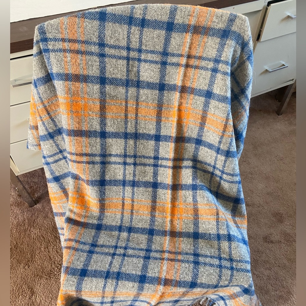 Faribault Woolen Mill Company Throw Blanket 50”x60” Gray,Orange,Blue - Picture 6 of 7
